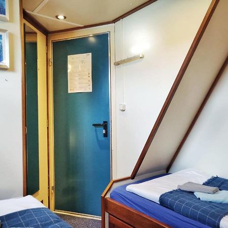Bed and Breakfast MS Mecklenburg Groningen Exterior foto